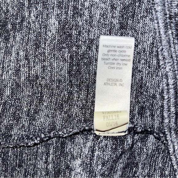 Athleta cardigan, size XL - Picture 11 of 11